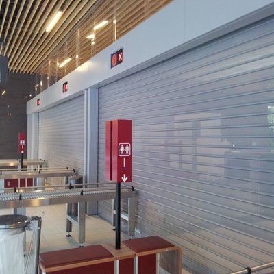 Rideau inox pour aéroport