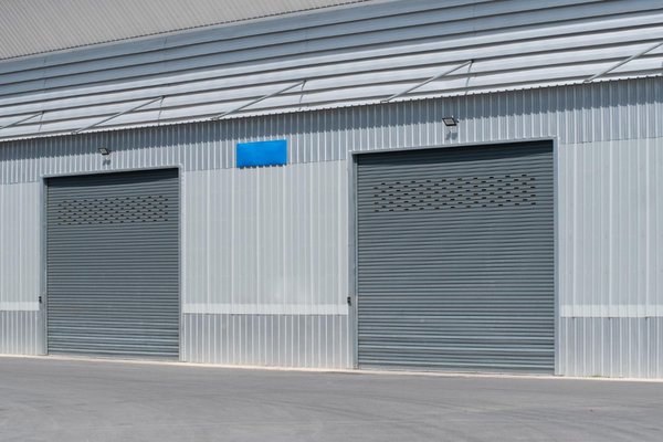 <b>Elektromaten</b> : motorisations pour les fermetures industrielles