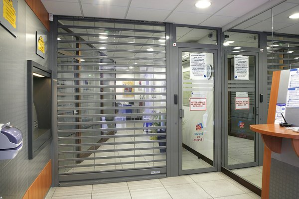 FAQ - Rideaux de sécurité en polycarbonate CR3 