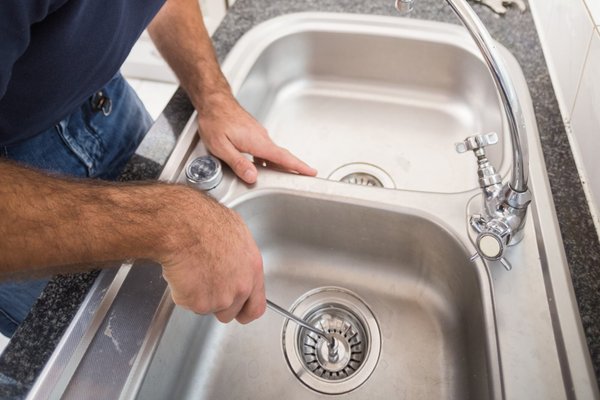 Débouchage de douche et lavabo
