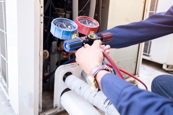 Recherche de fuite et recharge de gaz