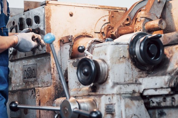 ADMI Industrie – Specialist in Machine Tool Maintenance image