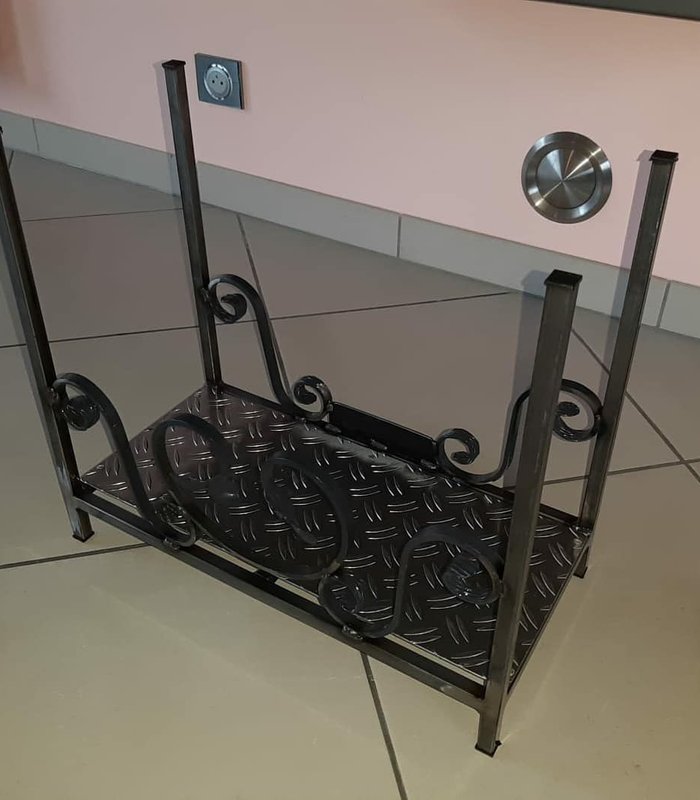 Fabrication de porte-bûches en métal