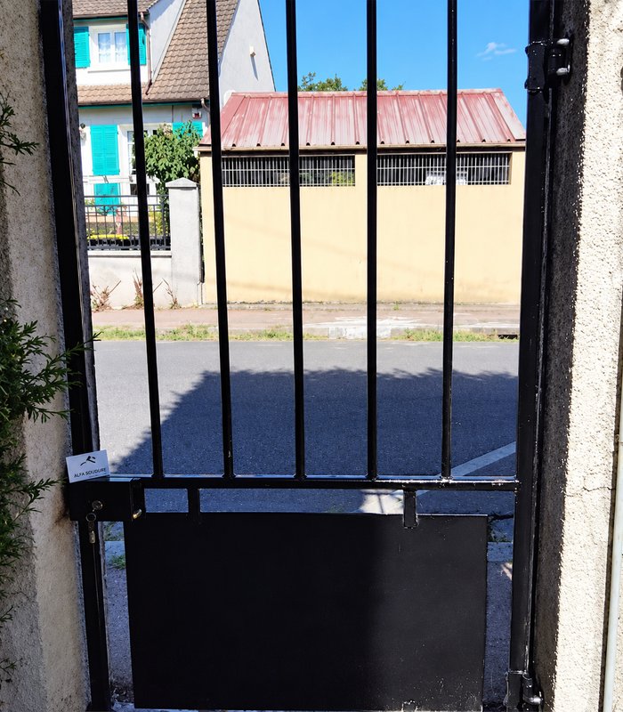 Réparation de portail métallique image