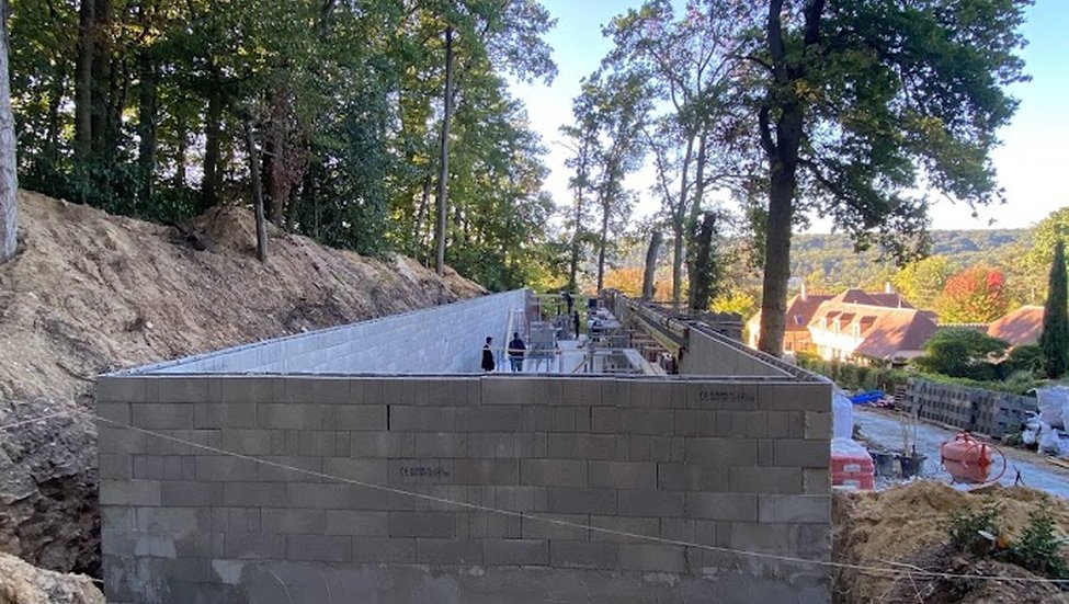 Construction de mur en parpaing