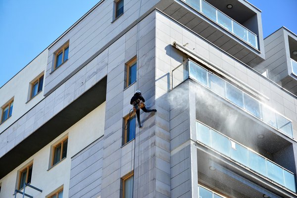 Nettoyage de façade à Montreuil