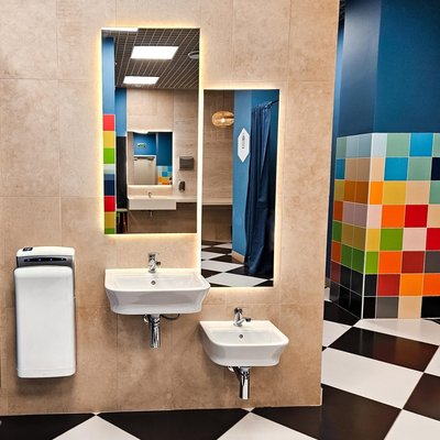 Sanitaires pour petite enfance
