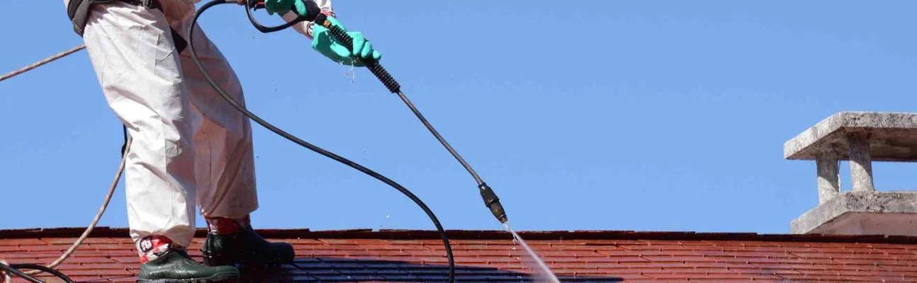 Les avantages du nettoyage de toiture