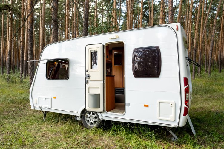 Conception et réparation de batterie sur mesure pour camping car