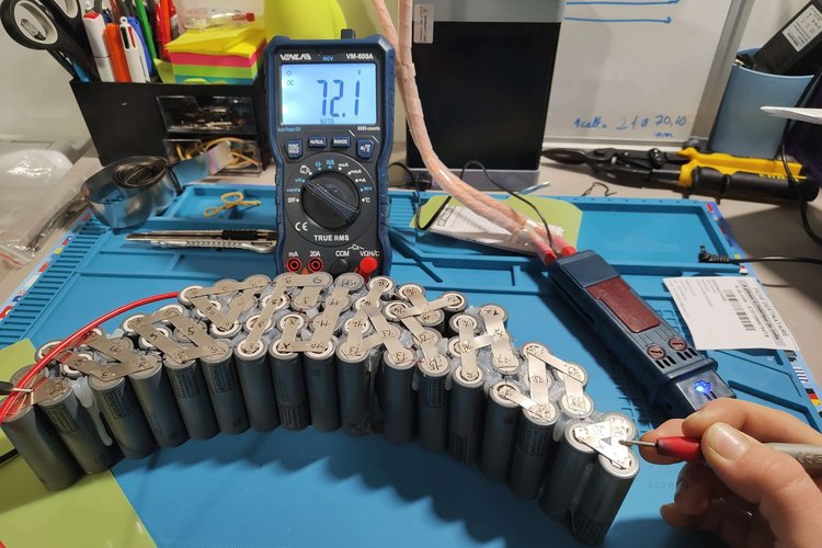 Aperçu réel de la batterie lithium après intervention