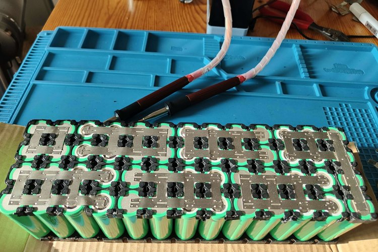 Fabrication batterie lithium-ion pour kart électrique