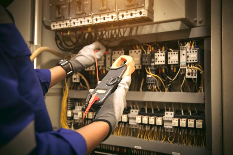 Travaux d'électricité générale