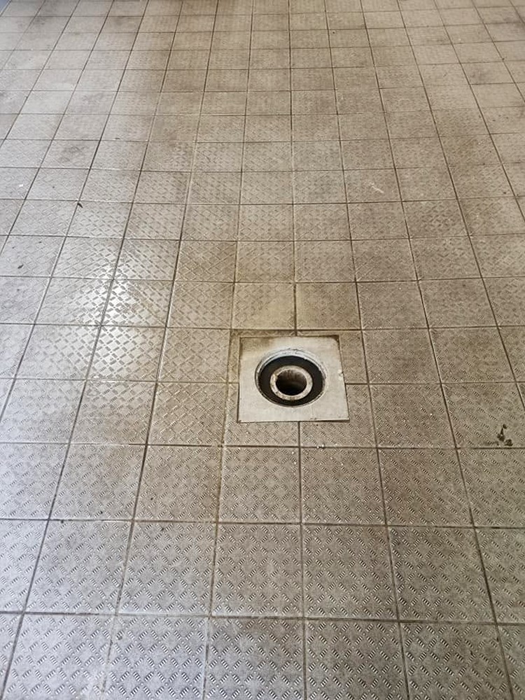 Dégorgement d’un siphon de sol 3