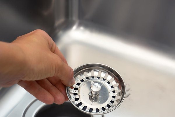 Débouchage d'évier, de lavabo et de cuisine 2