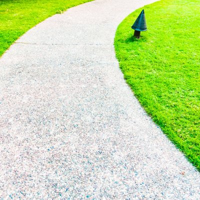 Béton désactivé pour allée de jardin à Montreuil