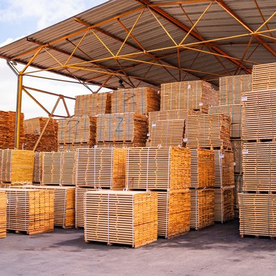 Nettoyage entrepôt par drone