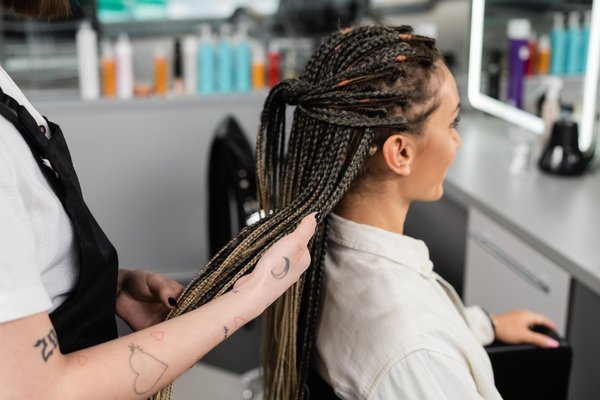 Coiffure africaine à Saint-Denis