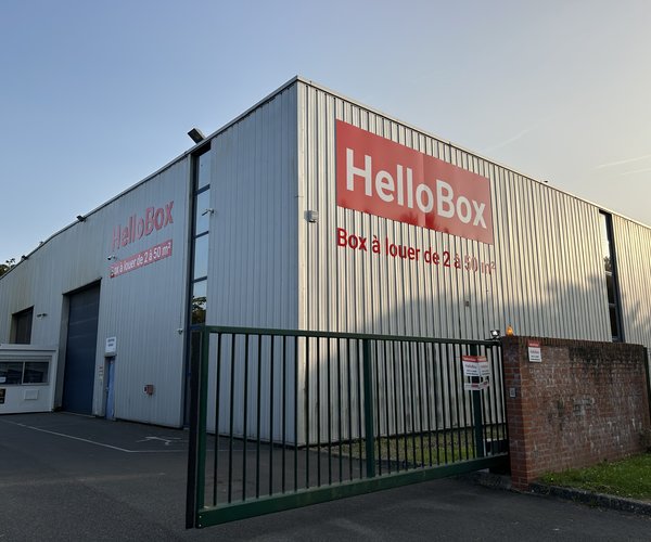 Centres de self stockage HelloBox : garde meubles, garage, entrepôt et boxes à louer img