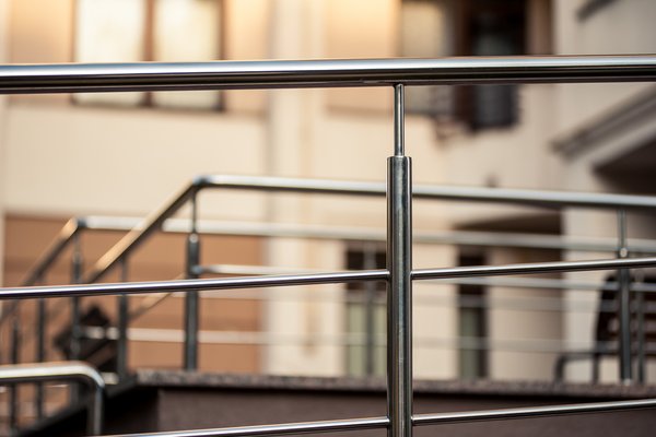 Garde-corps métallique  à Boulogne-Billancourt : fabrication et pose garde-corps escalier, garde-corps terrasse… img