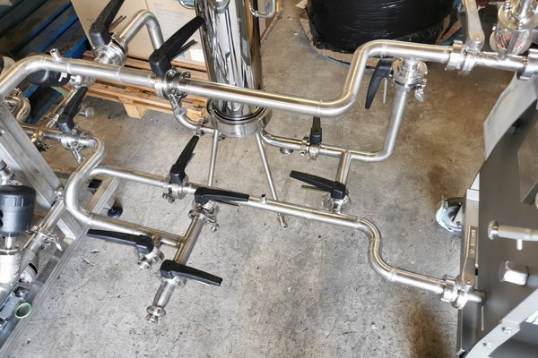 Skid de glaçage pour parfumerie