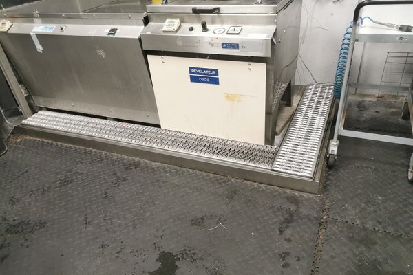 Chemin de caillebotis surélevé en inox