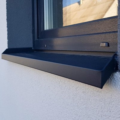 Couvertine en bas de fenêtre