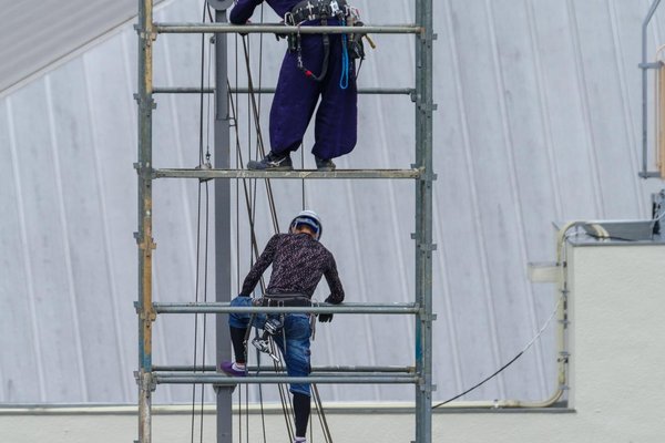<b>Échafaudages à louer</b> pour chantiers en hauteur en Île-de-France