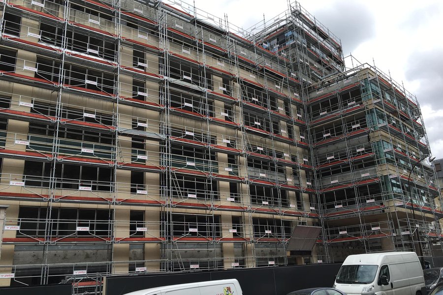 Échaufaudage complexe