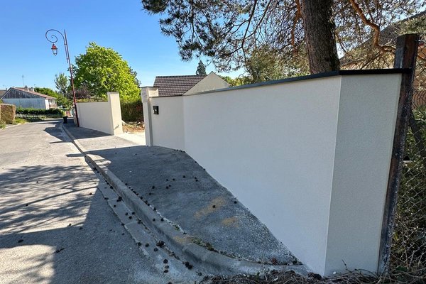 Mur de façade extérieur : valorisez l’entrée de votre maison