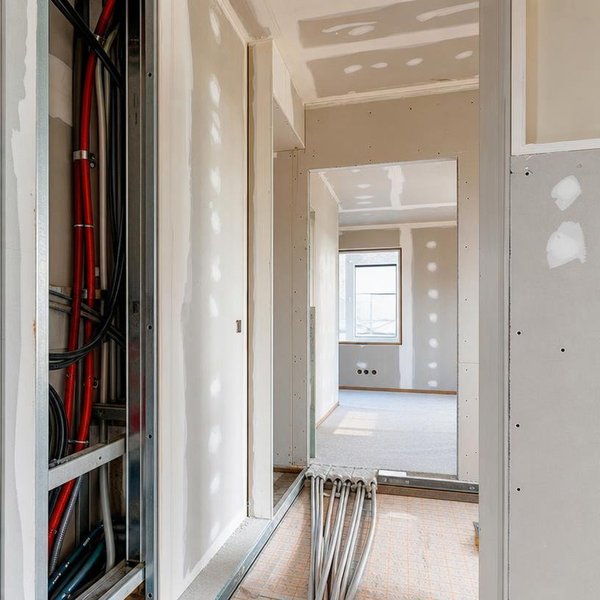 Du diagnostic aux finitions : les étapes d’un chantier de maçonnerie
