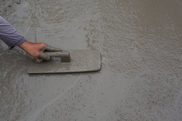 Maçon à Reims : dallage extérieur et dalle terrasse