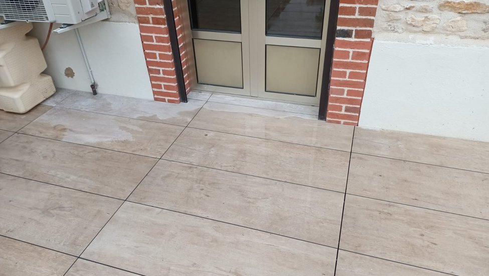 Après nos travaux de dallage terrasse sur plot center img test img