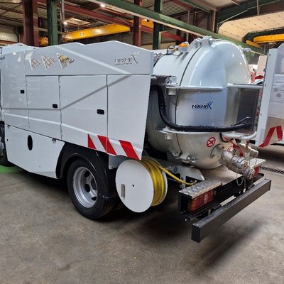 Véhicule combiné Aspiration/Curage