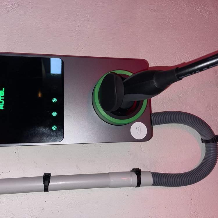 Installation d'une borne de recharge Autel