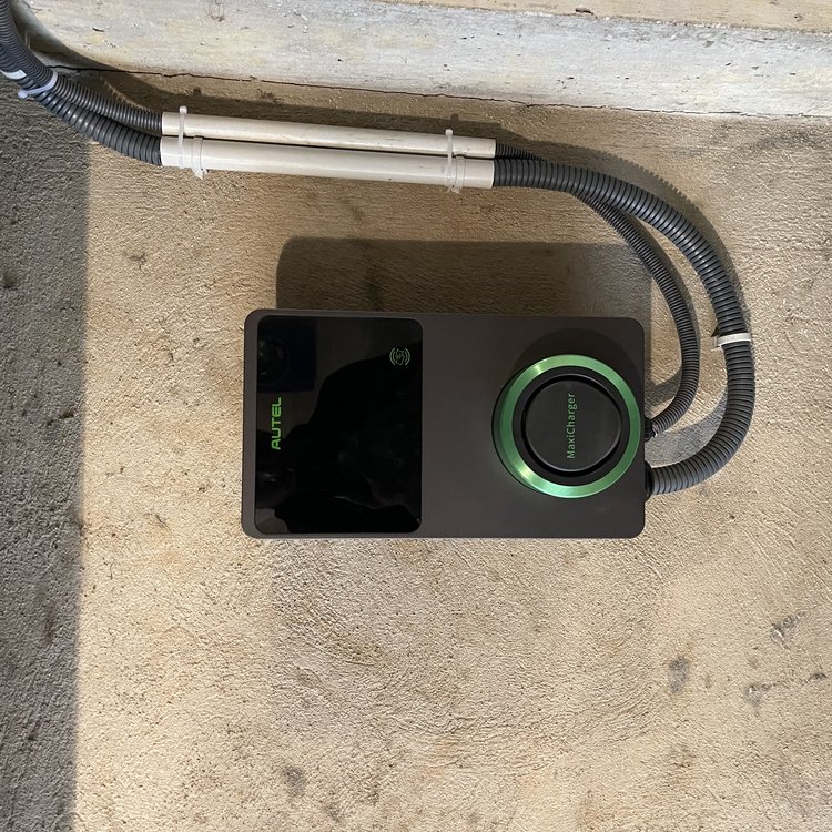 Installation d'une borne monophasée Autel
