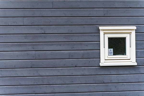 Pose de bardages extérieurs en bois à SAVIGNY-SUR-ORGE : un travail précis et durable