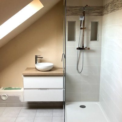 Pose d'équipements sanitaires