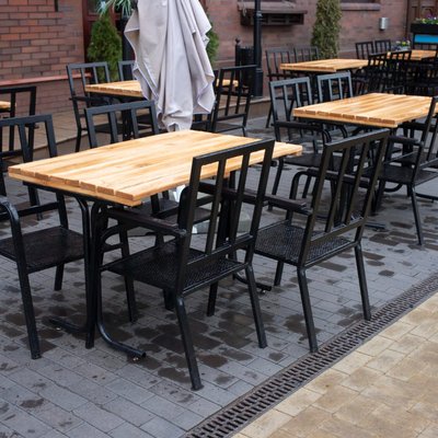 Conception sur mesure de table à Paris