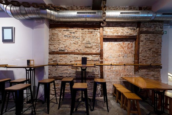 Fabricant de tabouret de bar à Paris (Île-de-France)
