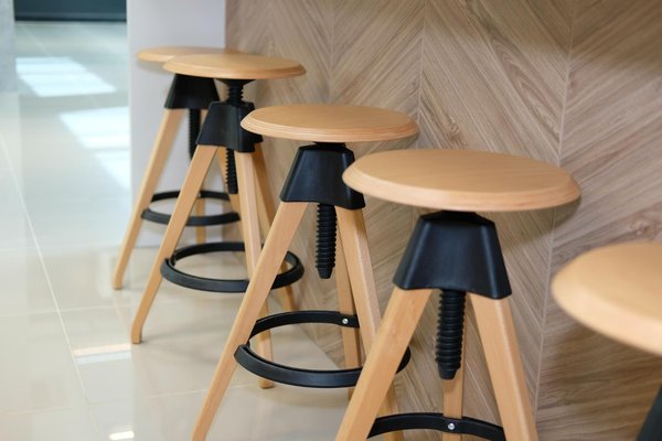Fabricant tabourets pour espaces commerciaux à Paris (Île-de-France)