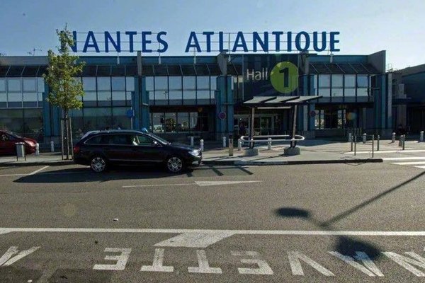 Location voiture avec chauffeur Aéroport de Nantes-Atlantique (NTE)