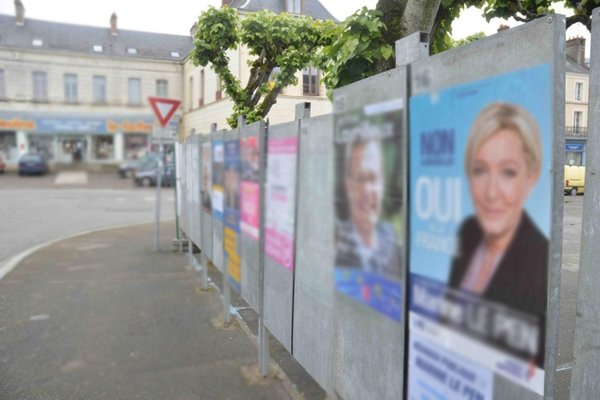 Panneau d'affichage électoral mural : conseils d'installation à Paris et en France img