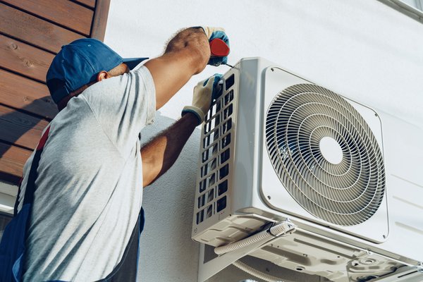 Réparation climatisation et pompe à chaleur à Paris img