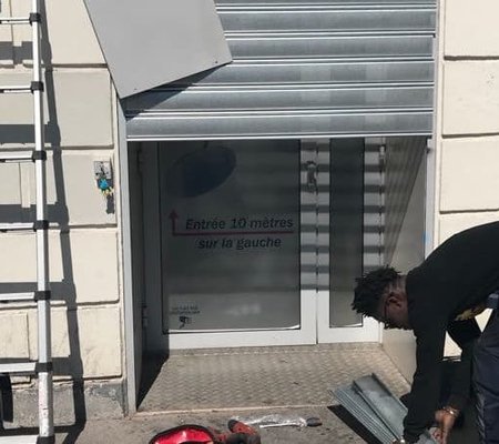 Déblocage de rideaux métalliques à Nanterre