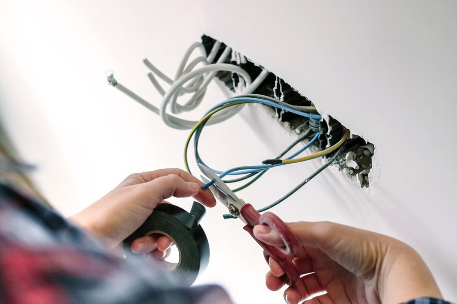 Travaux d'électricité